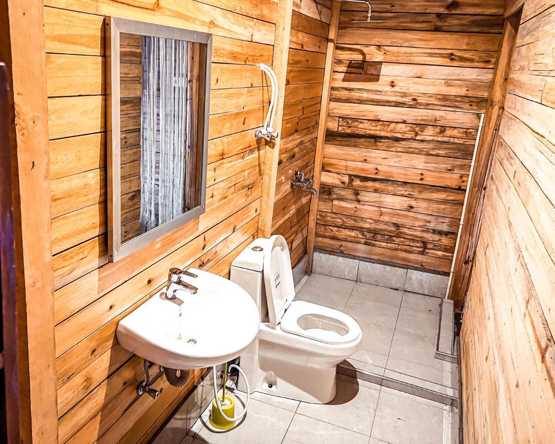Single Cabin With Lake View 음완자 외부 사진